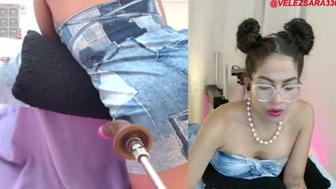 Snapshot of sara_velez_40 chatting on January 21, 9:36 pm sara velez online show from January 21, 9:36 pm