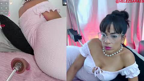 Snapshot of sara_velez_40 chatting on February 24, 8:25 pm sara velez online show from February 24, 8:25 pm