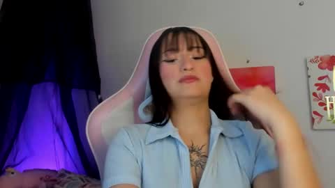 Snapshot of saraa_ramirez chatting on December 29, 3:54 am Sarah Ramirez online show from December 29, 3:54 am