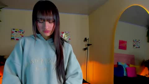 Snapshot of saraa_ramirez chatting on December 11, 5:10 am Sarah Ramirez online show from December 11, 5:10 am