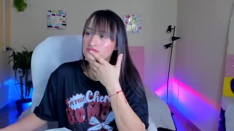 Snapshot of saraa_ramirez chatting on December 19, 4:13 am Sarah Ramirez online show from December 19, 4:13 am