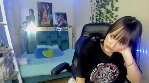 Snapshot of saraa_ramirez chatting on February 3, 11:53 am Sarah Ramirez online show from February 3, 11:53 am