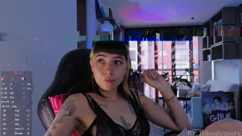 Sara online show from May 11, 5:21 pm