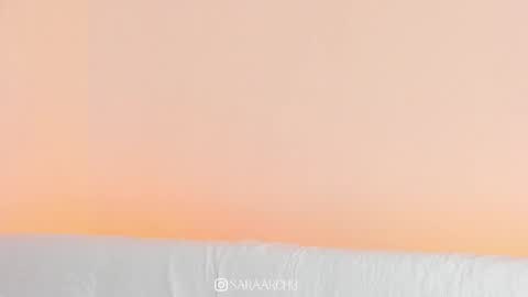 Sara online show from May 15, 7:05 pm