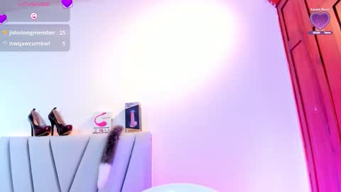 saraby__ online show from March 11, 9:17 pm