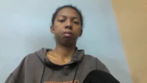 sarah146341 online show from May 23, 6:01 am