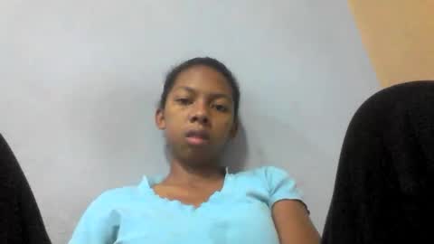 sarah146341 online show from May 15, 7:55 am