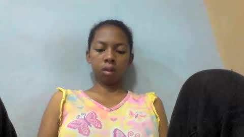 sarah146341 online show from May 21, 4:43 am