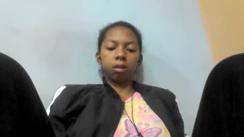 sarah146341 online show from May 13, 5:02 am