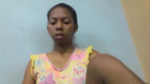 sarah146341 online show from May 10, 12:51 pm