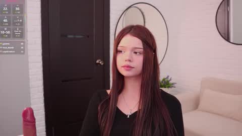 Sarah online show from November 8, 11:37 am