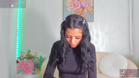 Sara online show from May 25, 7:40 am