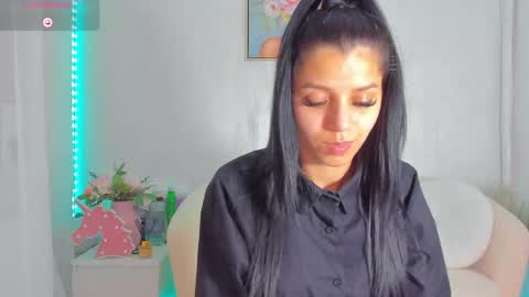Sara online show from May 23, 3:54 pm