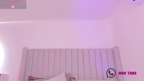 Sarah Bonneth online show from October 11, 1:25 pm