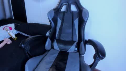 Sarah online show from January 6, 5:38 pm