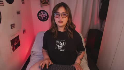 Sara online show from April 21, 5:03 am