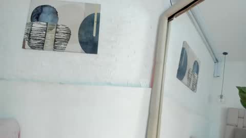 sarah_gothicgirl online show from May 23, 8:07 pm