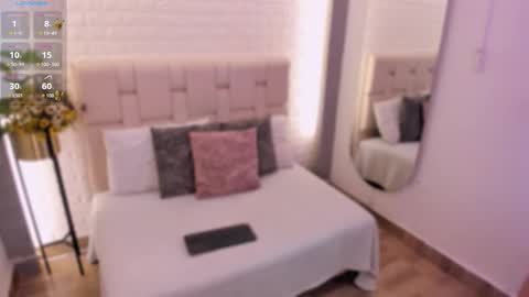     online show from October 21, 12:20 pm