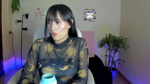Snapshot of sarah_ramirez777 chatting on February 12, 11:29 am Sarah Ramirez online show from February 12, 11:29 am