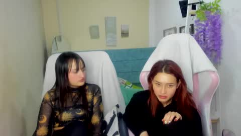 Snapshot of sarah_ramirez777 chatting on December 14, 7:51 am Sarah Ramirez online show from December 14, 7:51 am