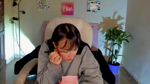 Snapshot of sarah_ramirez777 chatting on February 27, 11:31 am Sarah Ramirez online show from February 27, 11:31 am