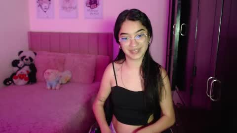 Sarah online show from February 21, 5:09 pm