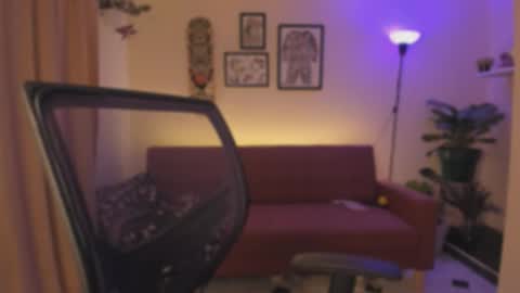   online show from December 5, 5:18 am