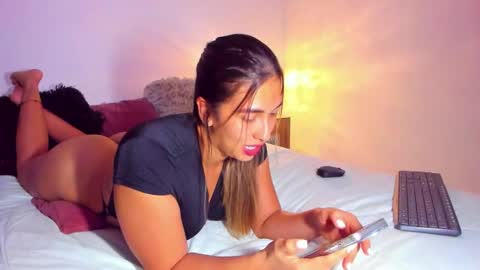 Sarah and Erik online show from October 21, 12:36 am