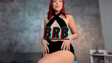 sarahgrant_ online show from May 27, 1:57 am
