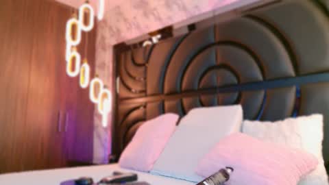 Sarah online show from October 27, 11:39 am