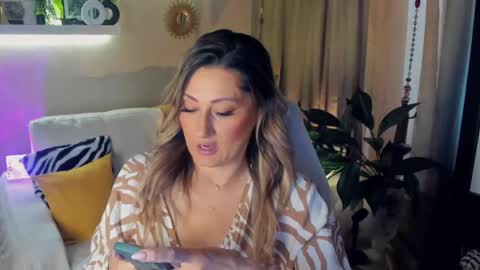 Divine Sarah NONUDE model online show from May 14, 3:07 pm