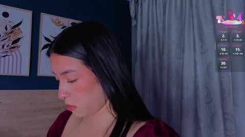 Snapshot of sarahmiler_ chatting on September 22, 12:03 pm Sarah online show from September 22, 12:03 pm
