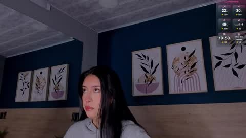 Snapshot of sarahmiler_ chatting on September 15, 12:13 pm Sarah online show from September 15, 12:13 pm