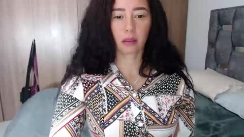 Lia online show from January 5, 3:02 pm