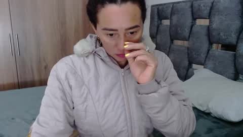 Lia online show from January 7, 2:08 pm