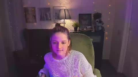Sarah online show from May 20, 9:12 pm