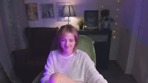 Sarah online show from May 13, 4:35 pm