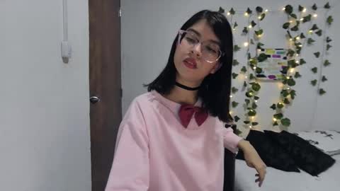 Sarah  online show from January 15, 7:42 pm