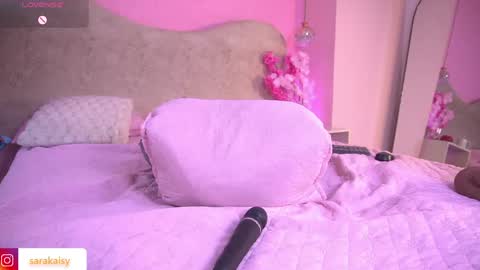 Sara  online show from May 11, 4:04 pm