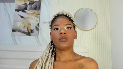 Sara Lewis online show from February 20, 11:34 am