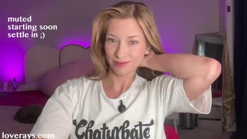 saraloverays online show from May 20, 3:03 am