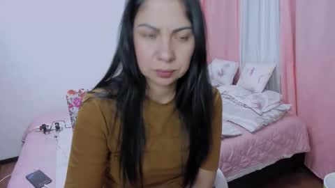 sara luna online show from April 26, 9:23 pm