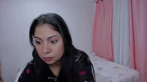 sara luna online show from April 21, 7:10 pm