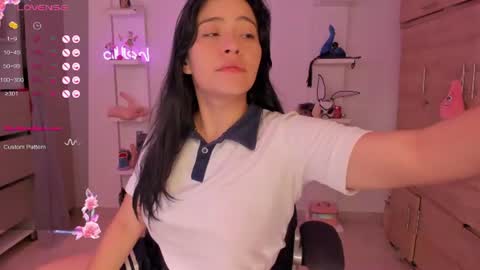 saraowens online show from July 6, 1:05 pm