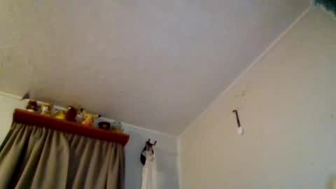 sarapatches online show from October 2, 8:41 am
