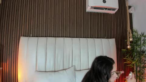 Sara   online show from February 25, 10:52 pm