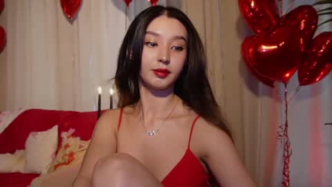 Snapshot of sarasuo chatting on February 14, 11:42 am Shara online show from February 14, 11:42 am