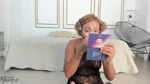 Saray Mardez online show from October 7, 12:42 pm