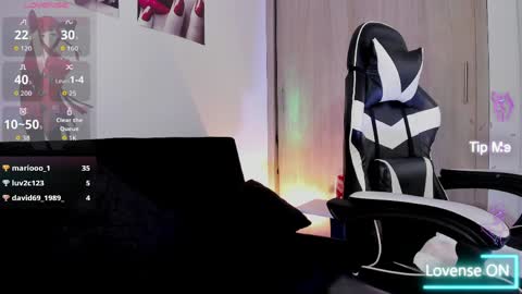 Saray Mendoza online show from April 3, 9:13 pm