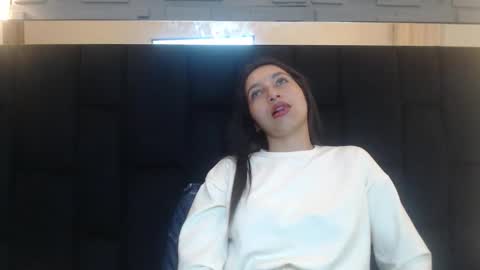 Saray Pink online show from January 7, 12:52 pm